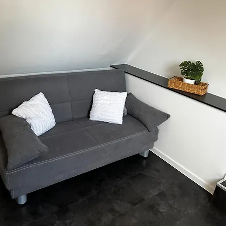 Connys Stern Apartment