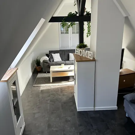 Connys Stern Apartament
